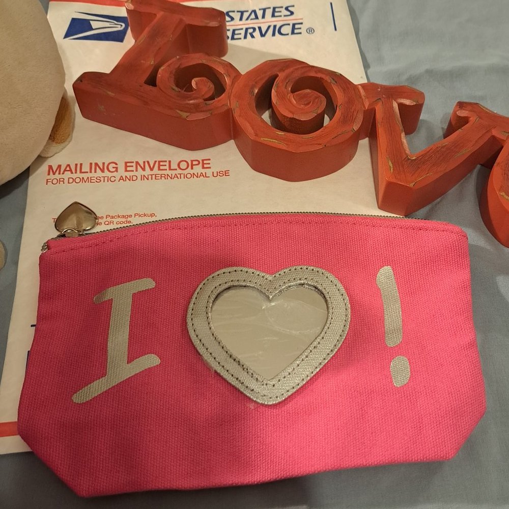 * SWEETHEART BAG * PRETTY LITTLE PINK MAKEUP BAG * With MIRROR - Picture 1 of 5